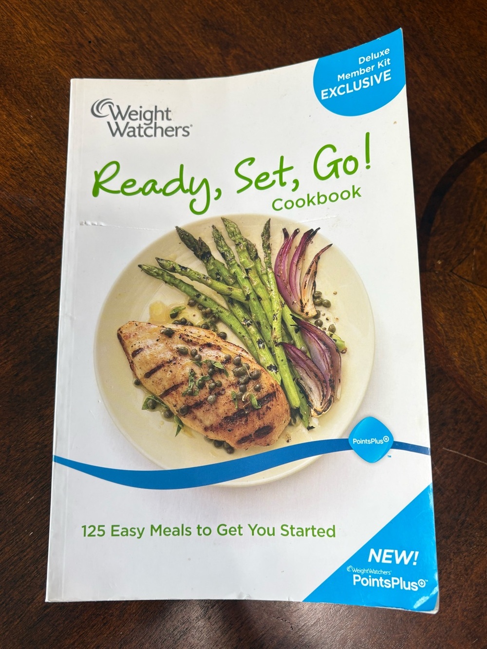 2010 Weight Watchers âReady, Set, Goâ Deluxe Member Cookbook